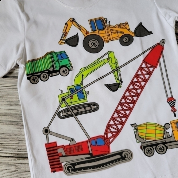 Construction Vehicles T-Shirt NWT - Picture 4 of 5